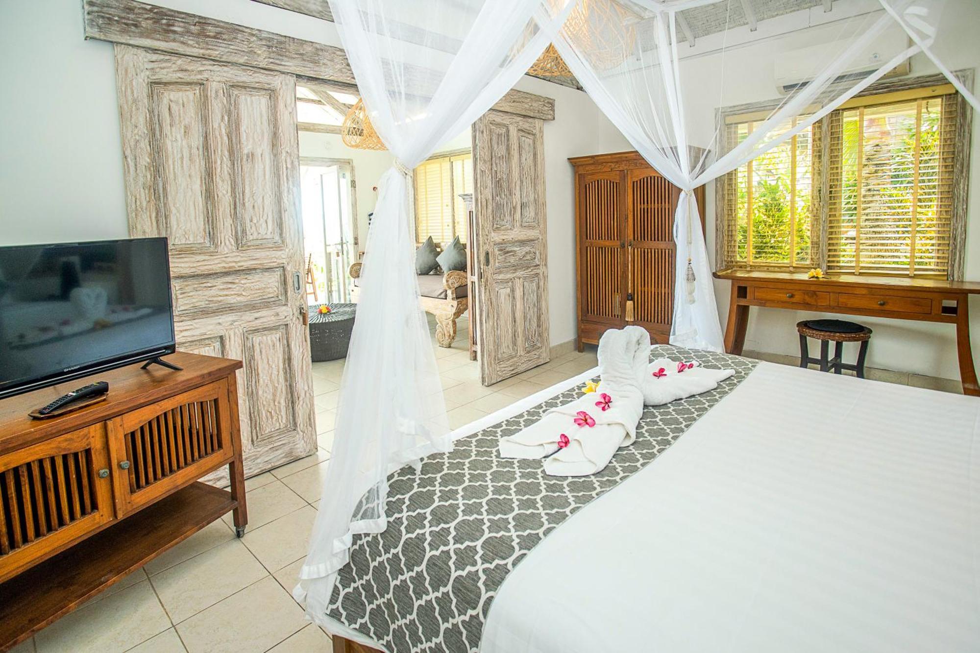 Villa Lanie Lembongan Екстериор снимка