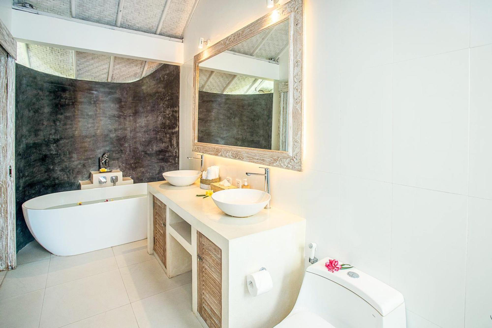 Villa Lanie Lembongan Екстериор снимка